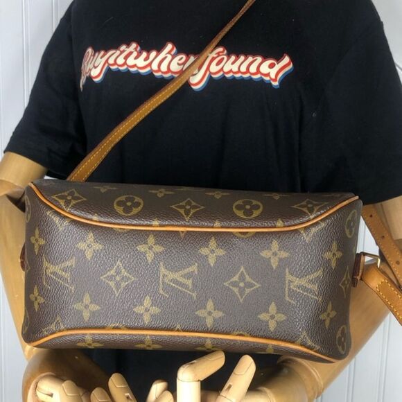 LOUIS VUITTON BLOIS Monogram Crossbody Shoulder Bag COMES WITH: LV Dust Bag COA - Picture 13 of 17
